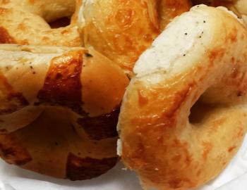 bagels at the scoop holden beach