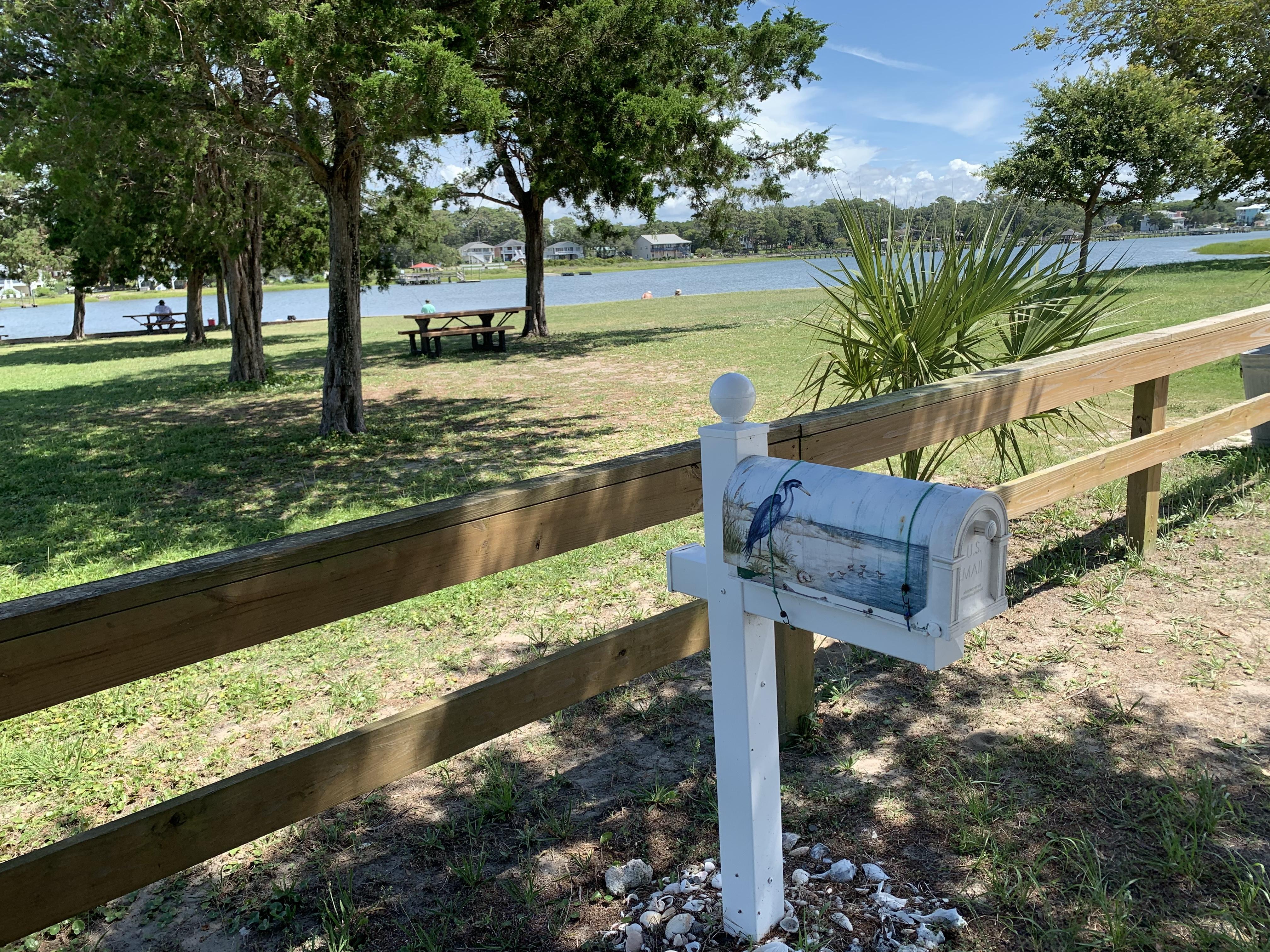 sail-fish-mailbox